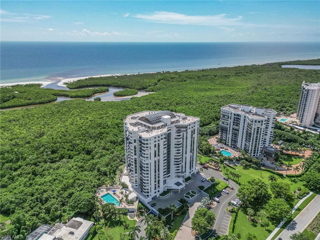 6001 Pelican Bay Blvd, #102, Naples, FL 34108