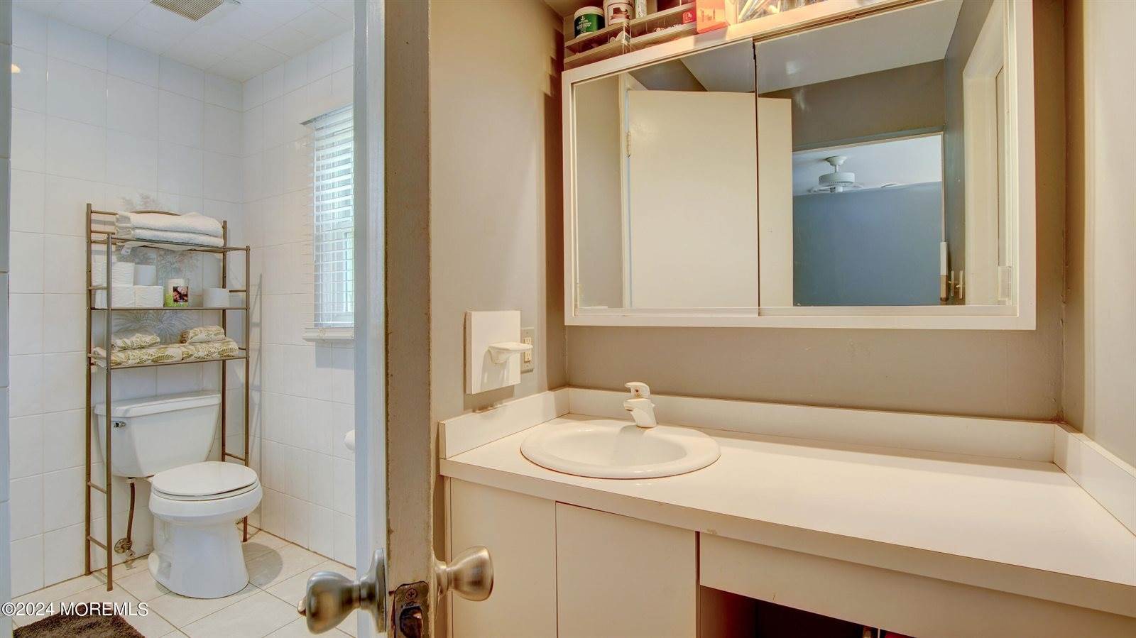 125 Sunnybrook Drive, Freehold, NJ 07728