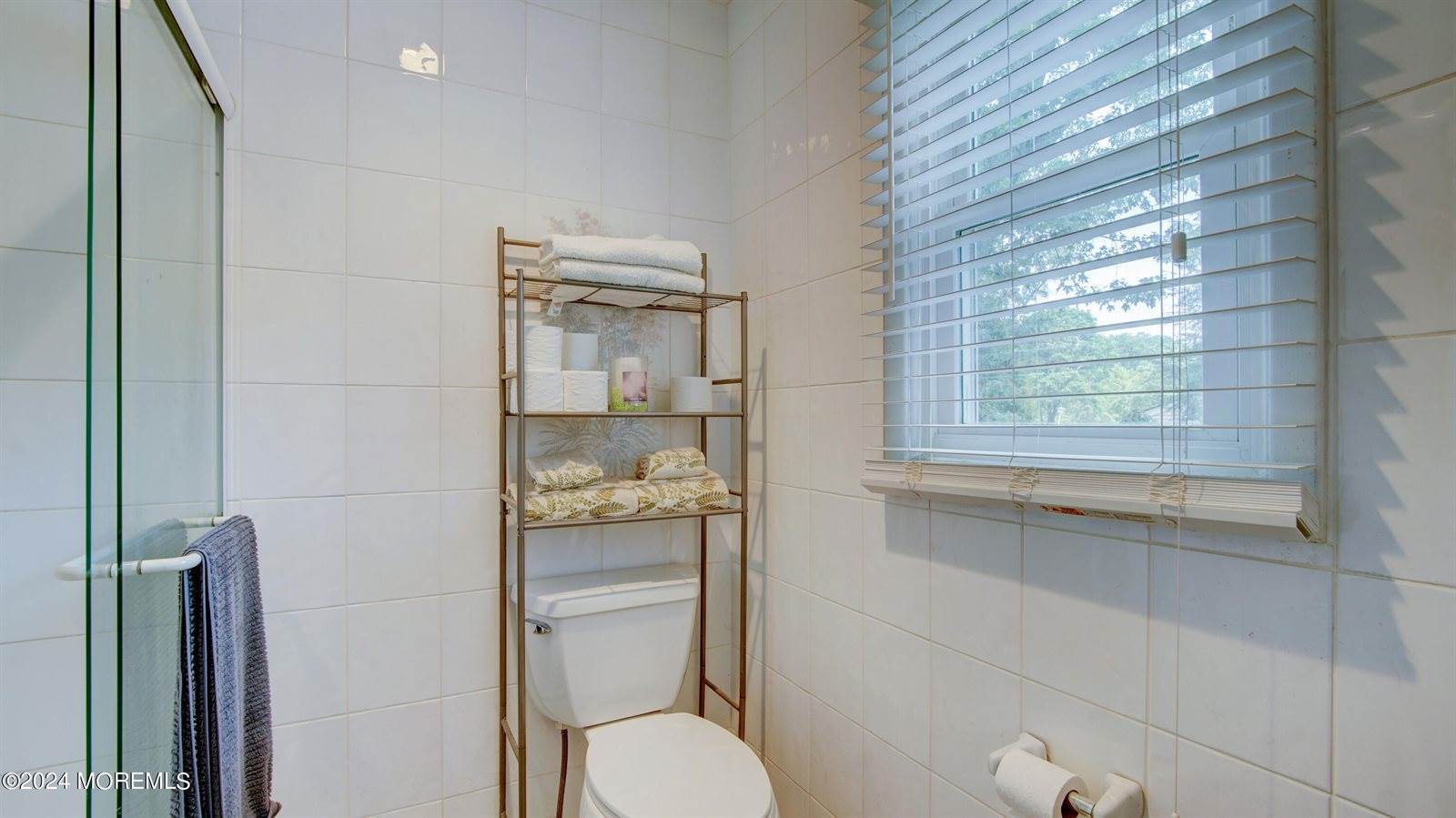 125 Sunnybrook Drive, Freehold, NJ 07728