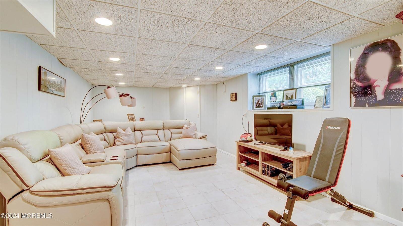 125 Sunnybrook Drive, Freehold, NJ 07728