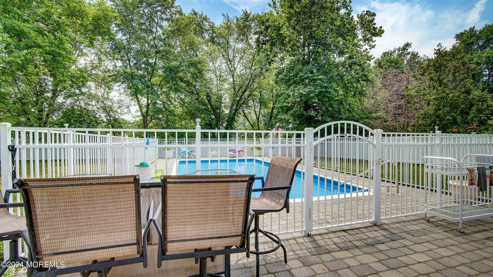 125 Sunnybrook Drive, Freehold, NJ 07728