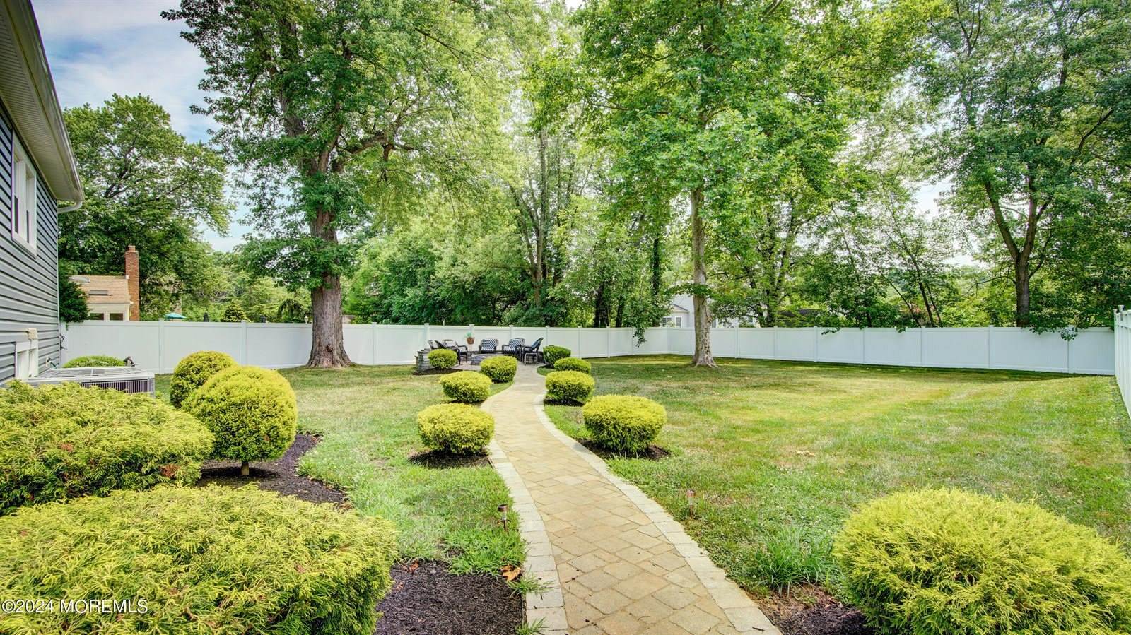 125 Sunnybrook Drive, Freehold, NJ 07728