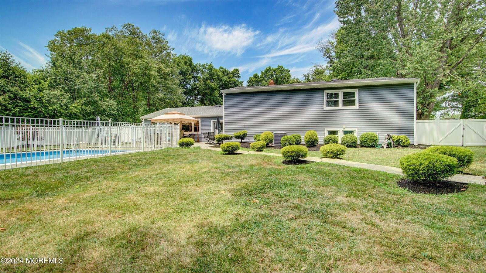 125 Sunnybrook Drive, Freehold, NJ 07728