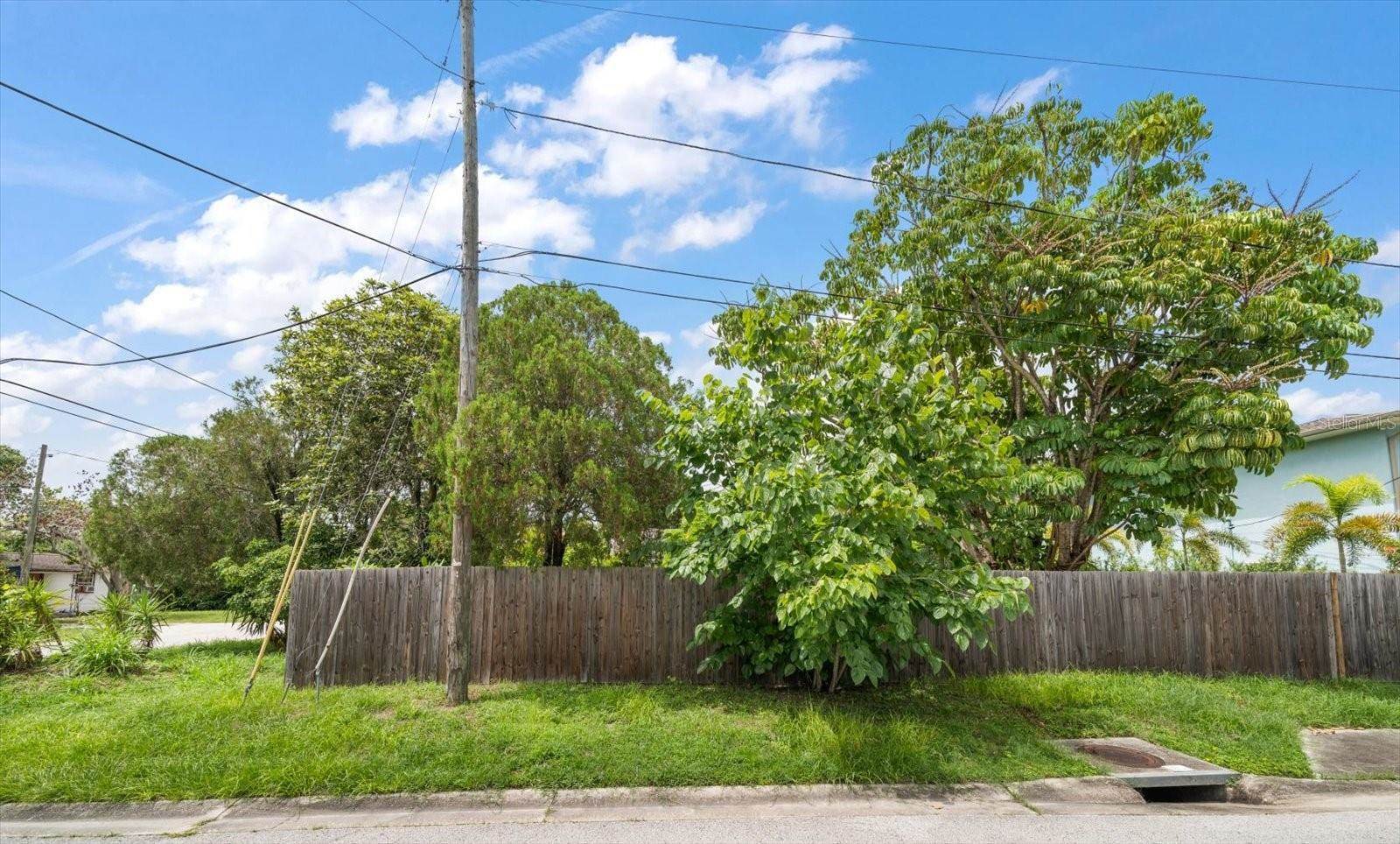 5891 64TH Street North, Saint Petersburg, FL 33709