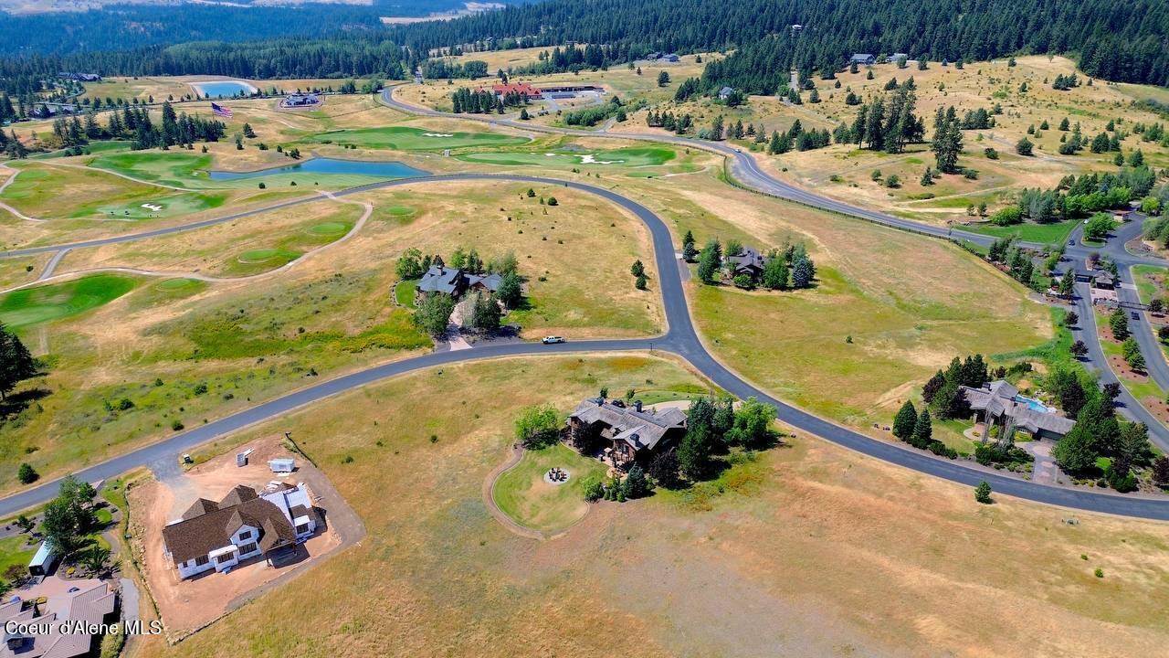 16888 South Spinel Ct, Coeur d'Alene, ID 83814