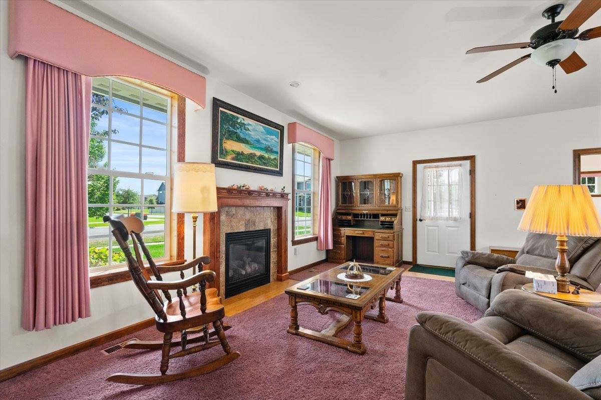 2927 North Durrow Loop, Post Falls, ID 83854