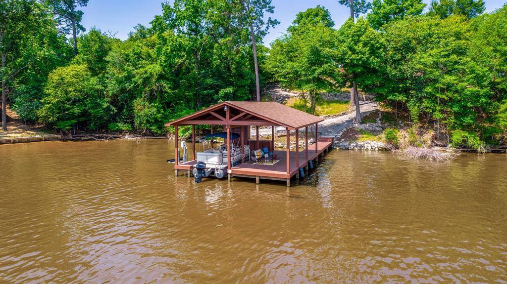 571 Lake Shore Drive, Trinity, TX 75862