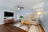 227 South Bon Air Avenue, Youngstown, OH 44509