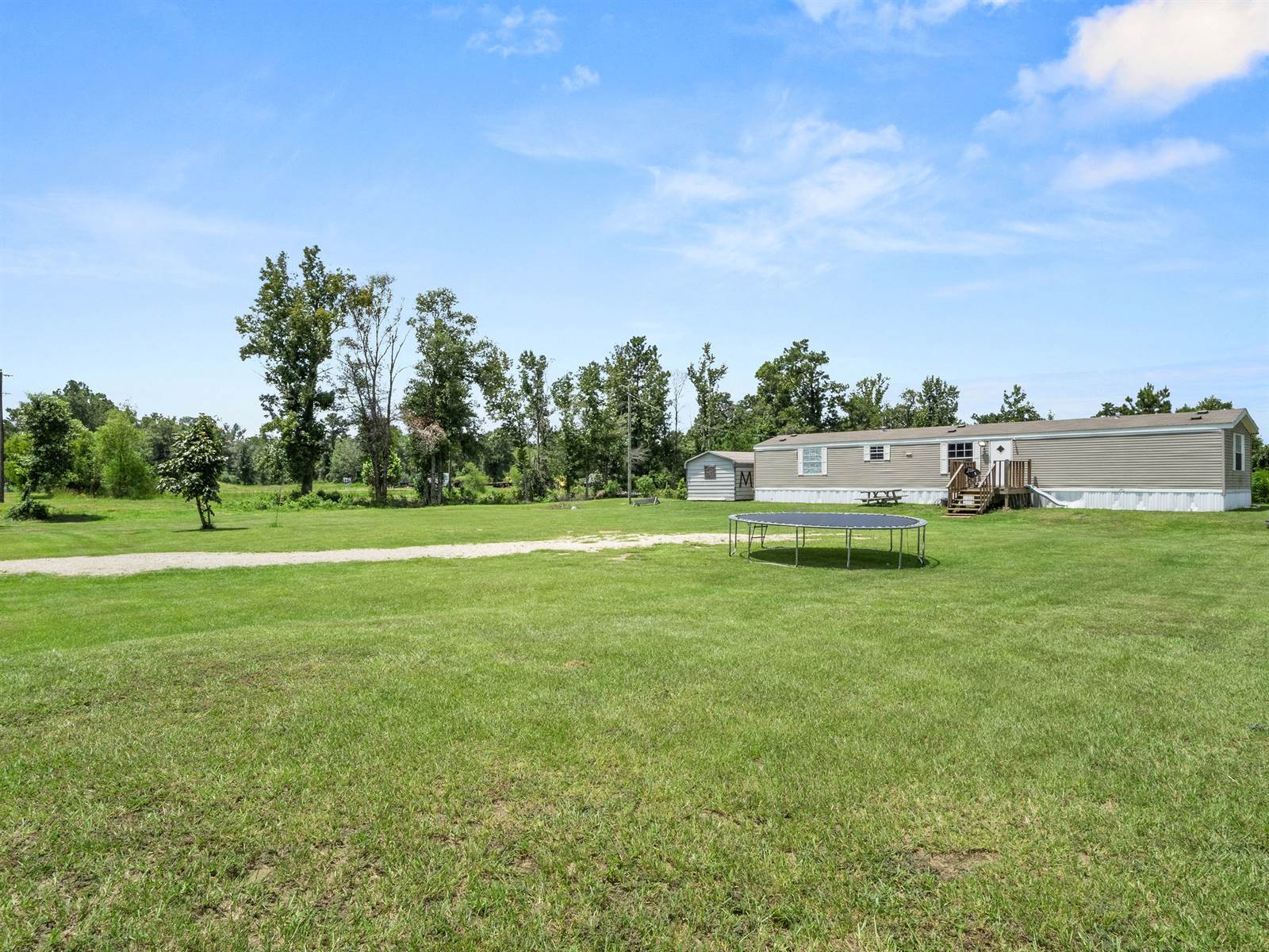 682 Pete Smith Rd, DeRidder, LA 70634