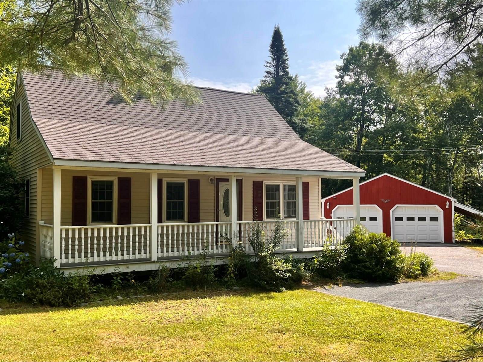 57 Goose Cove Road, Trenton, ME 04605