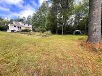 57 Goose Cove Road, Trenton, ME 04605