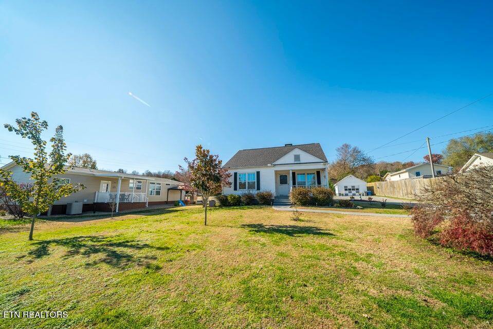 224 Hiway Drive, Clinton, TN 37716