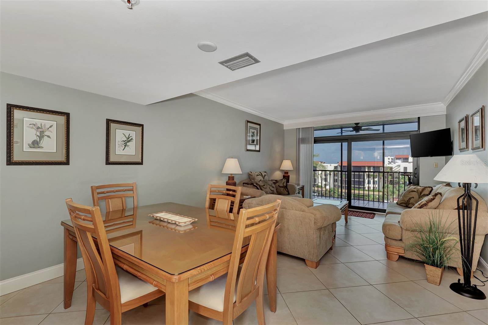 1945 Gulf of Mexico Drive, #M2-414, Longboat Key, FL 34228