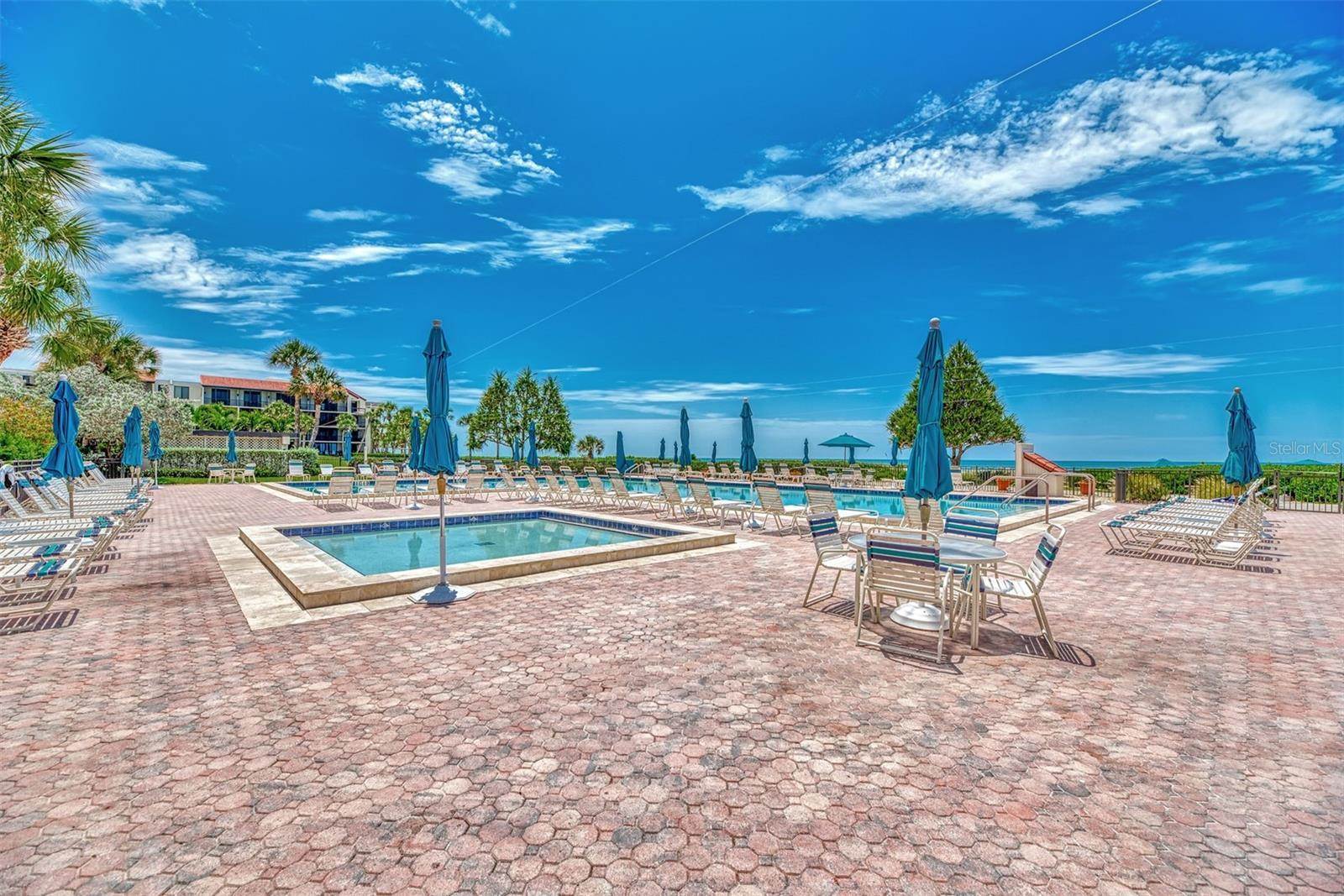 1945 Gulf of Mexico Drive, #M2-414, Longboat Key, FL 34228