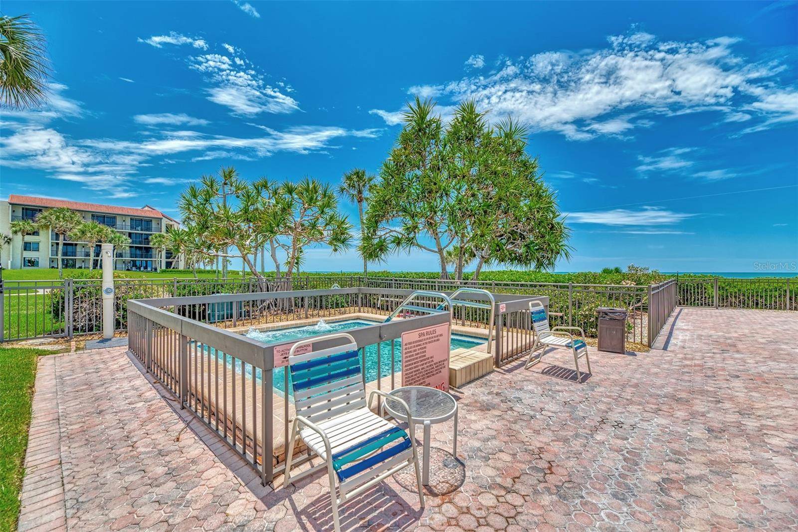 1945 Gulf of Mexico Drive, #M2-414, Longboat Key, FL 34228