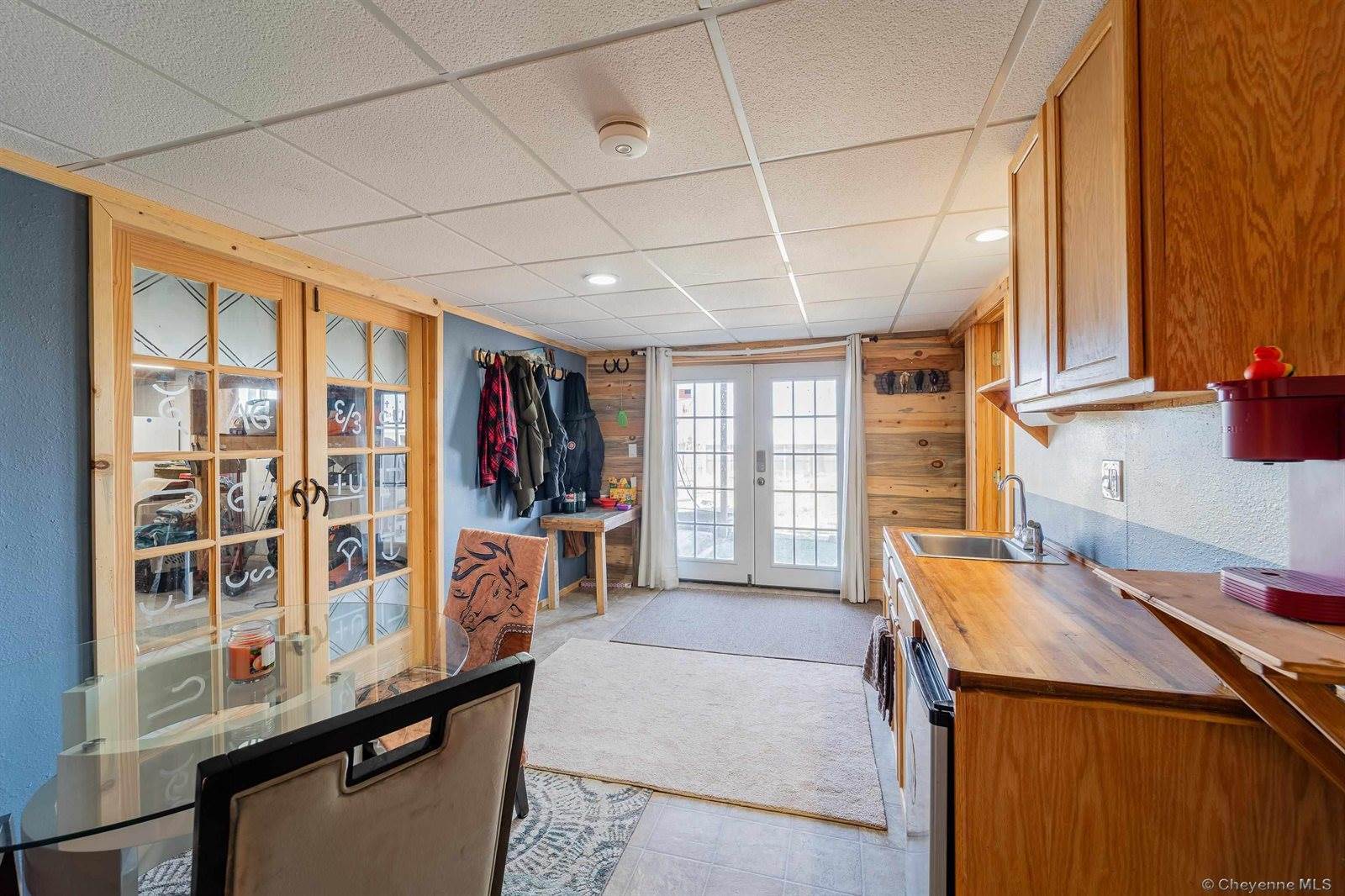 1268 Ventnor Rd, Cheyenne, WY 82009