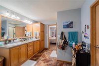 1268 Ventnor Rd, Cheyenne, WY 82009