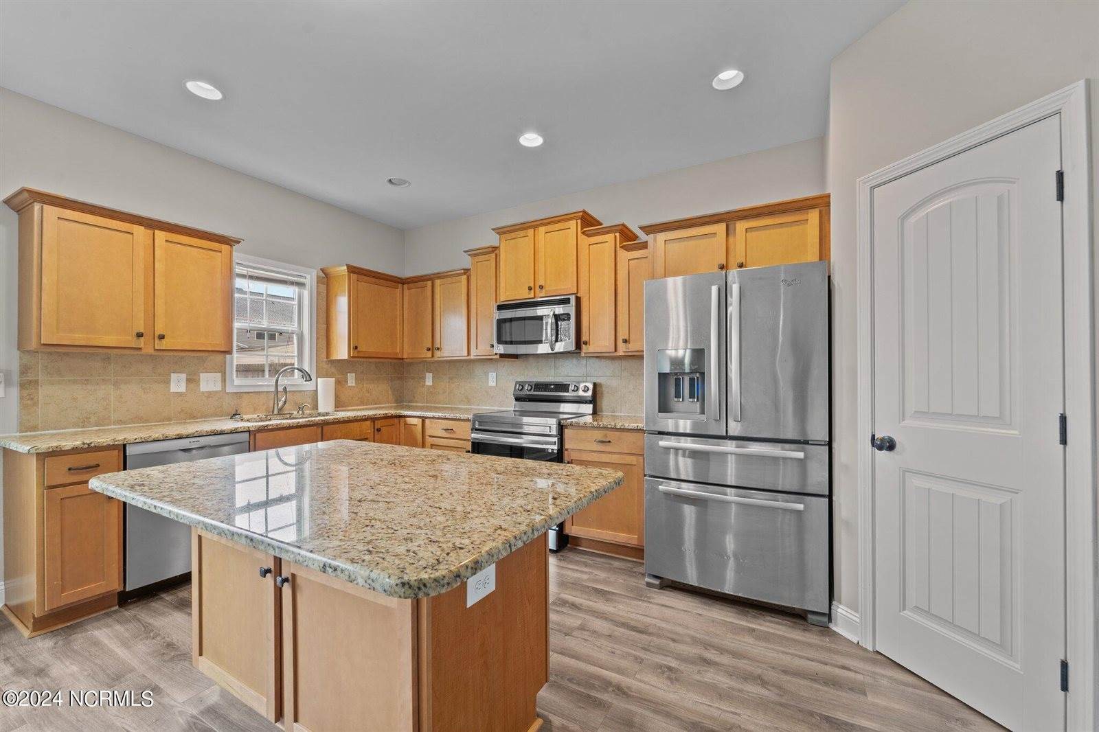 221 Fountain Grove Drive, Raeford, NC 28376