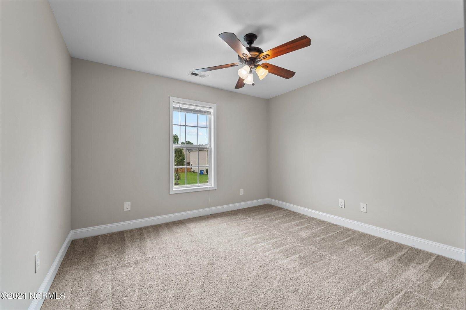 221 Fountain Grove Drive, Raeford, NC 28376