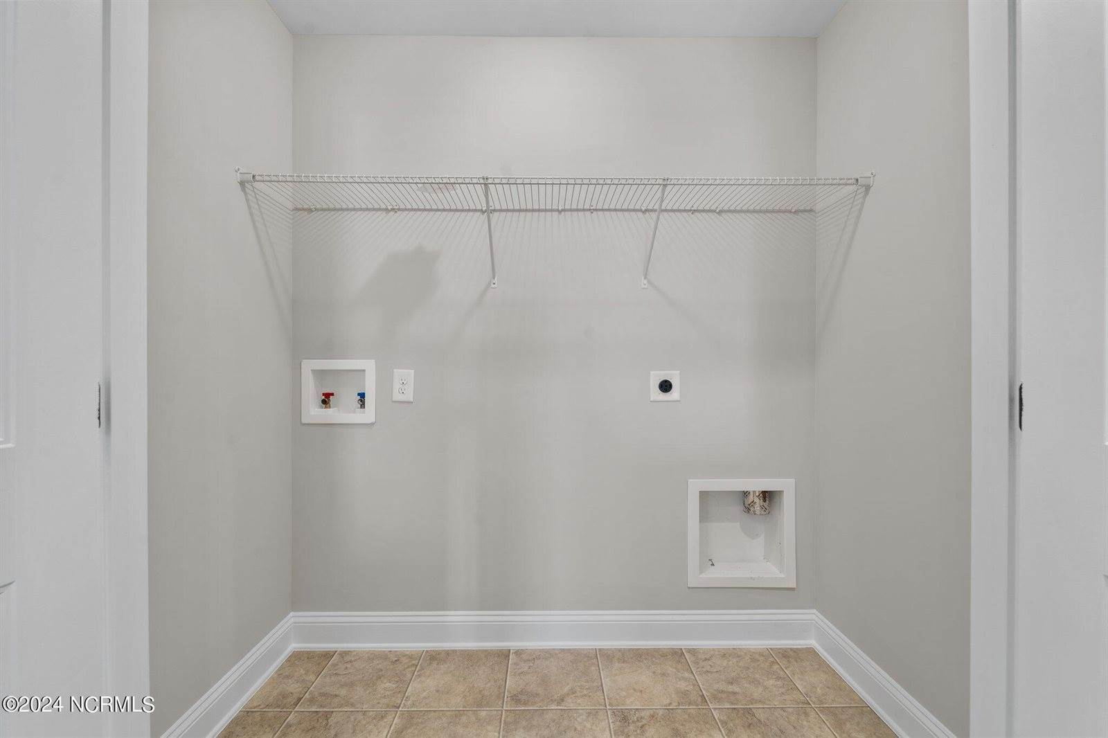 221 Fountain Grove Drive, Raeford, NC 28376