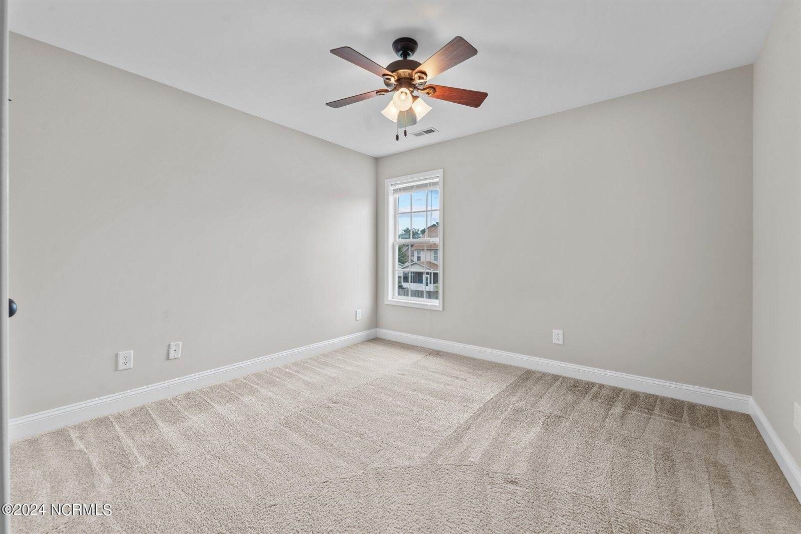 221 Fountain Grove Drive, Raeford, NC 28376