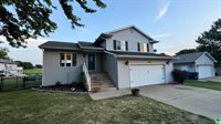 400 Countryside Dr, LeMars, IA 51031