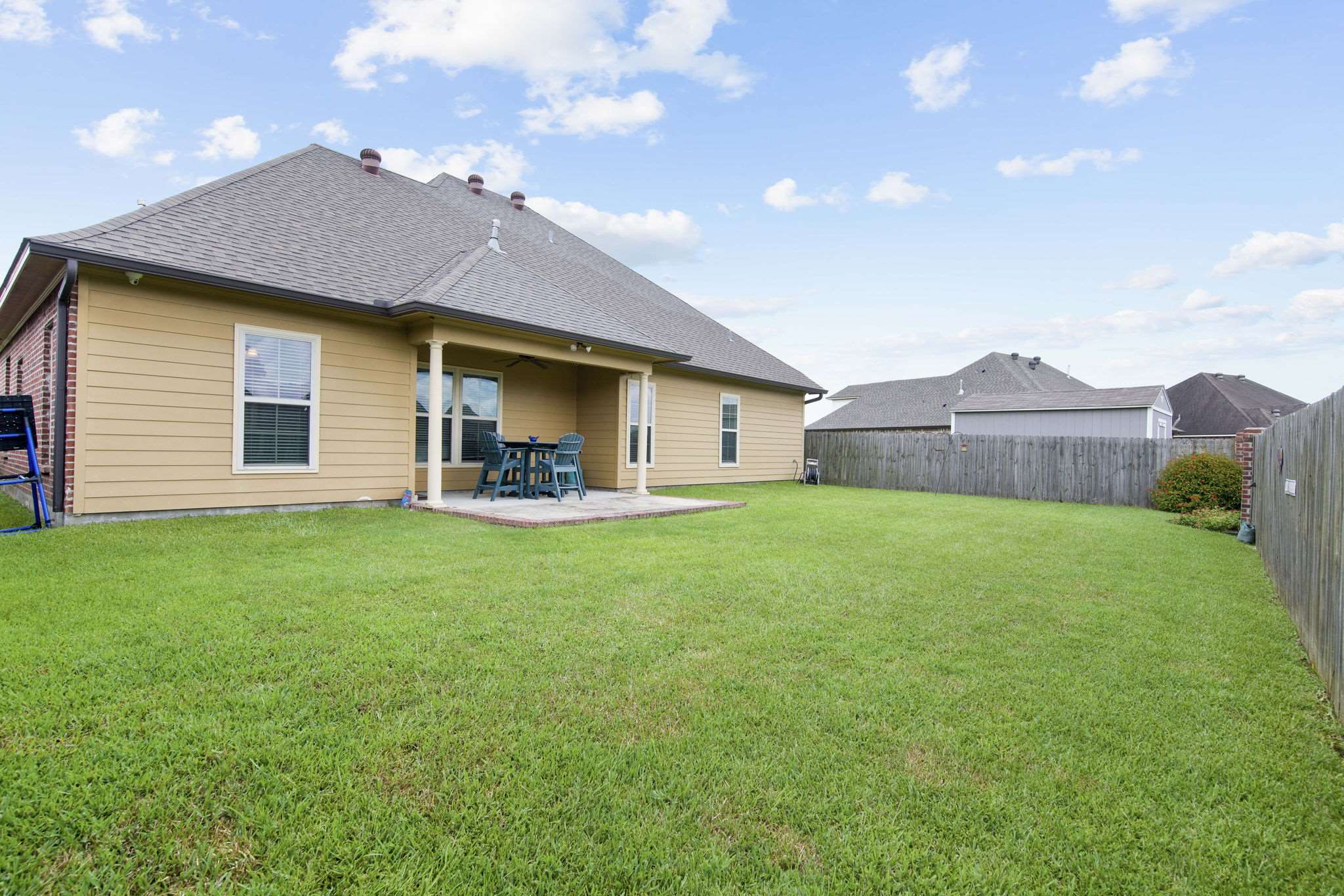 307 Arrowwood, Youngsville, LA 70592