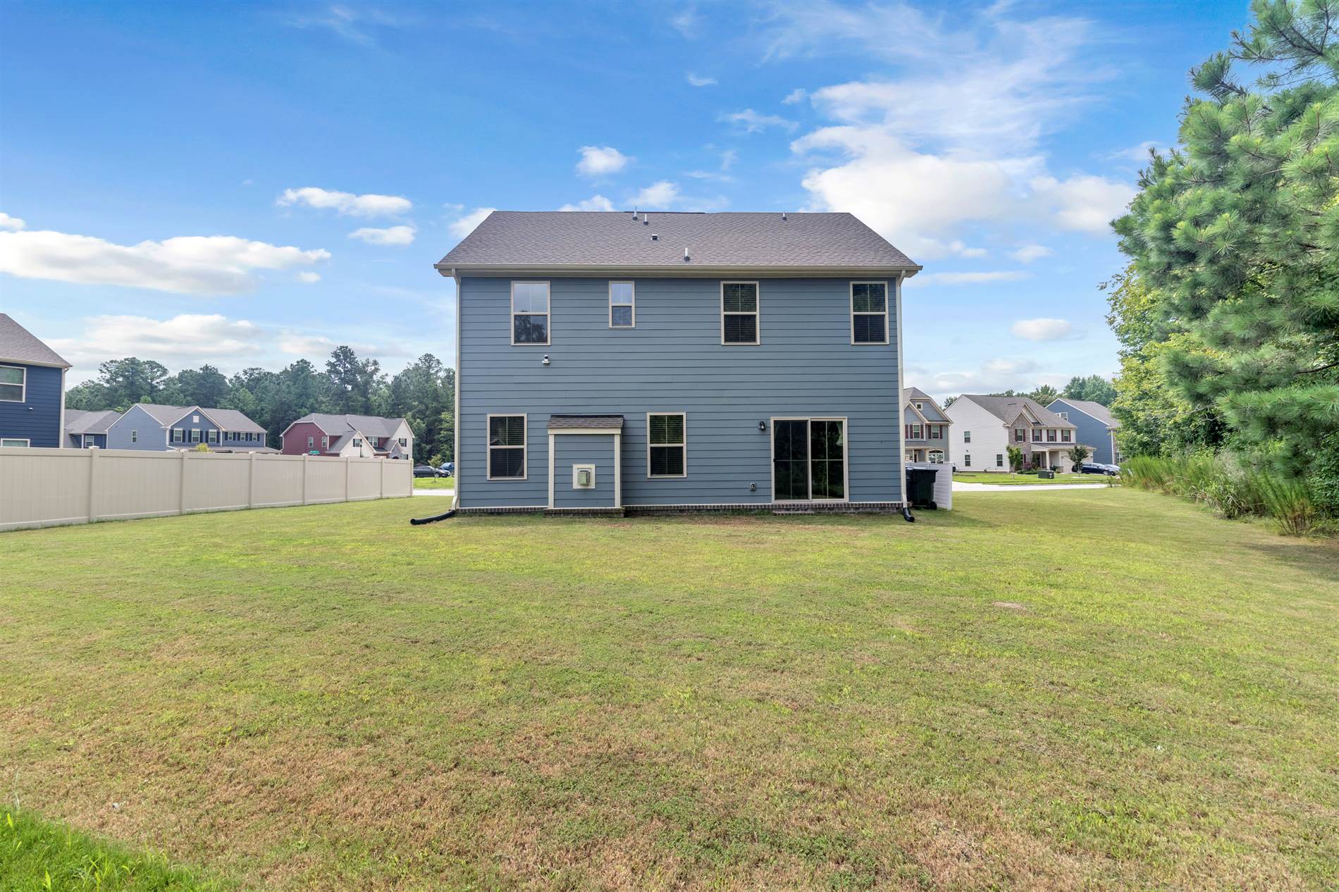 304 Declaration Ln, Suffolk, VA 23434