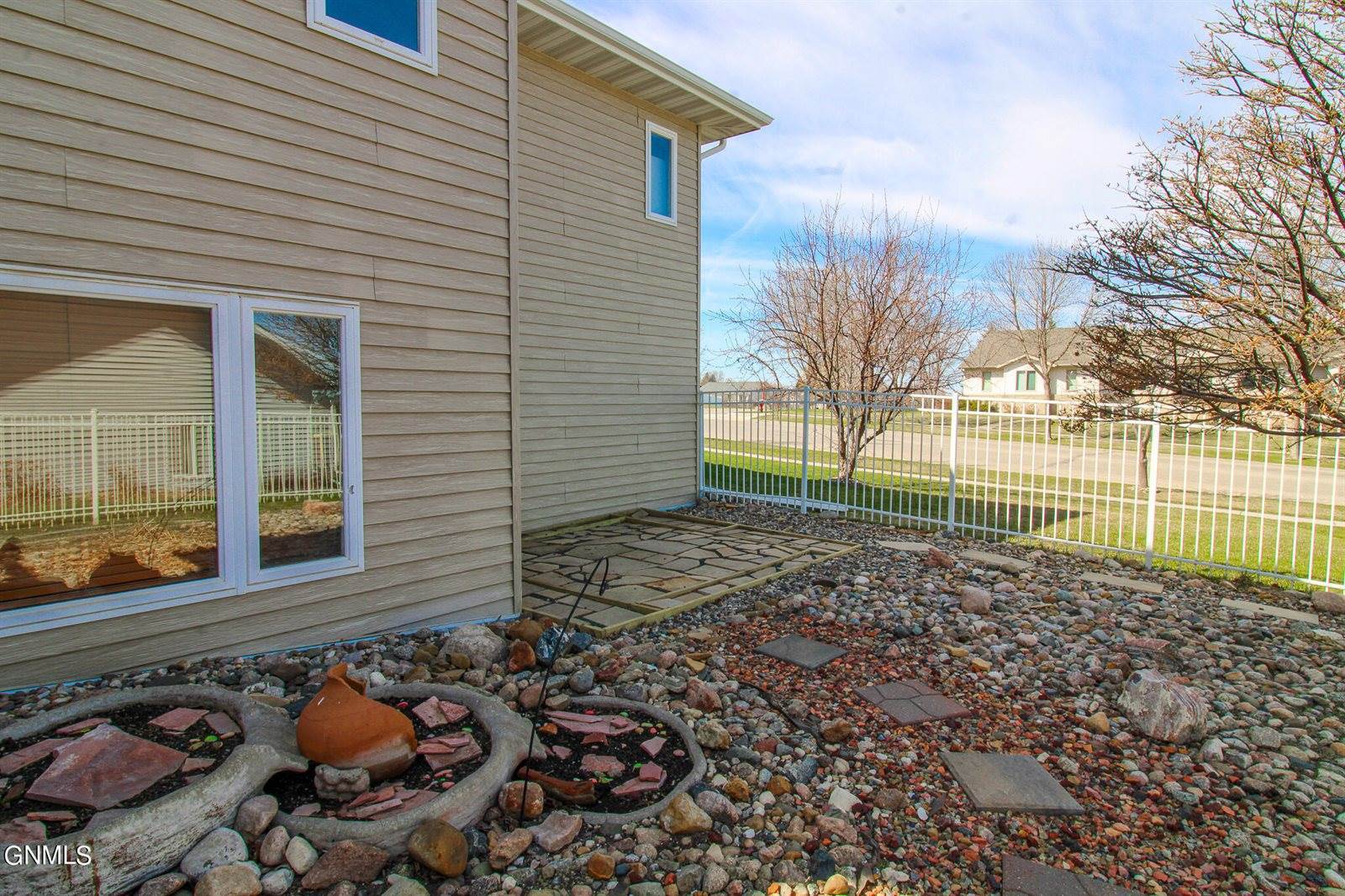 904 Cody Drive, Bismarck, ND 58503