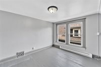 1621 South 76th St, West Allis, WI 53214