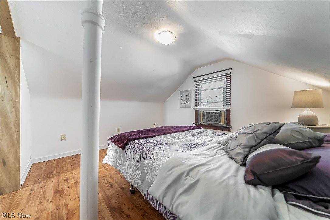 7911 Chesterfield Avenue, Cleveland, OH 44129