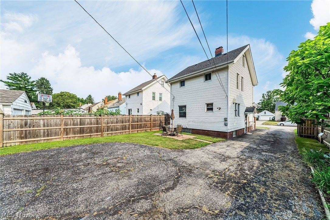 7911 Chesterfield Avenue, Cleveland, OH 44129