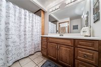 7911 Chesterfield Avenue, Cleveland, OH 44129