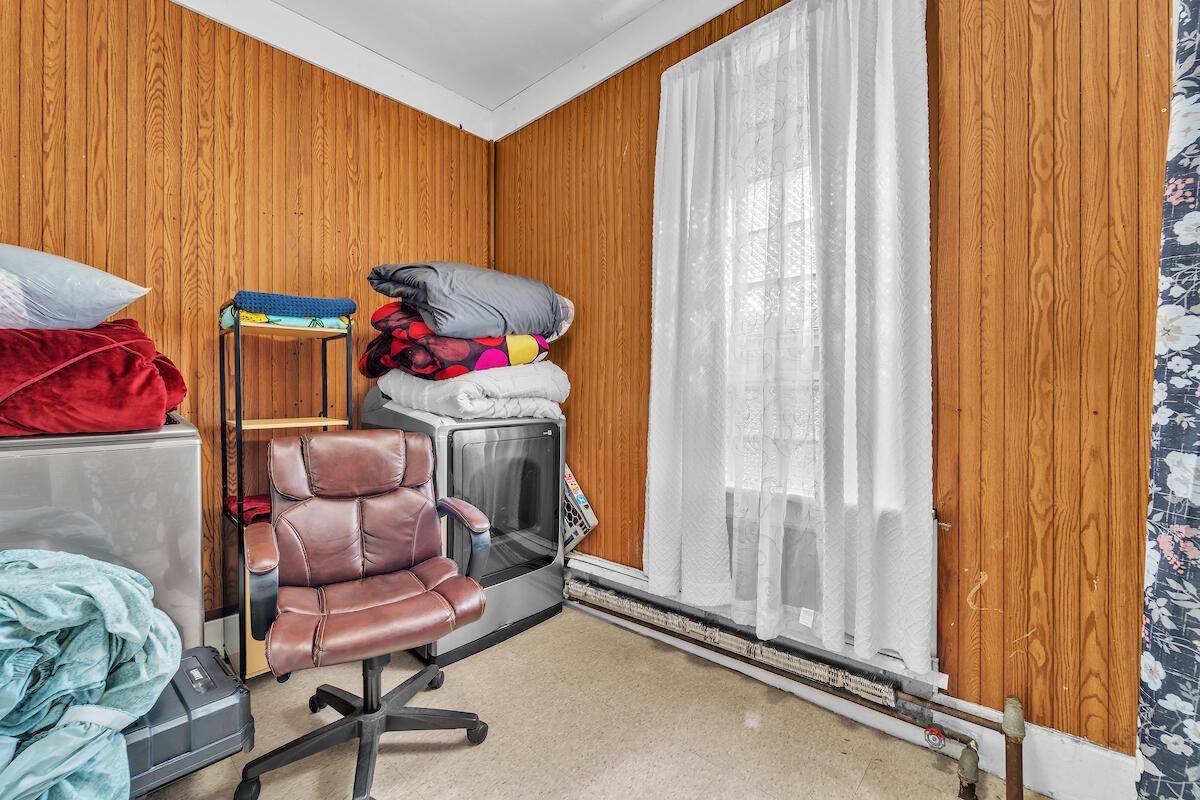 1108 W Lincoln AVENUE, Milwaukee, WI 53215