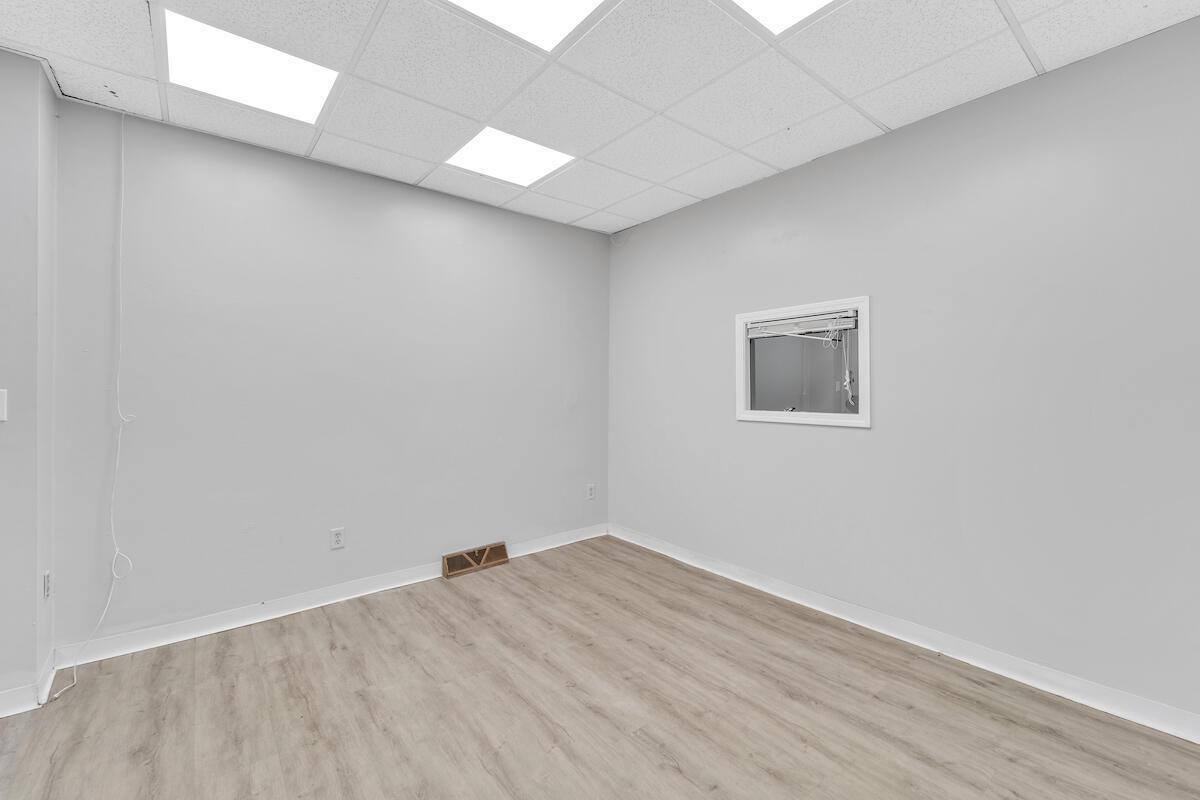 1108 W Lincoln AVENUE, Milwaukee, WI 53215