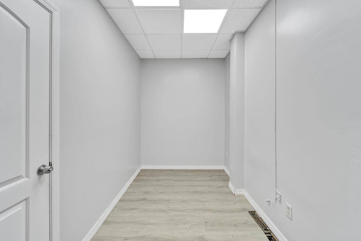 1108 W Lincoln AVENUE, Milwaukee, WI 53215