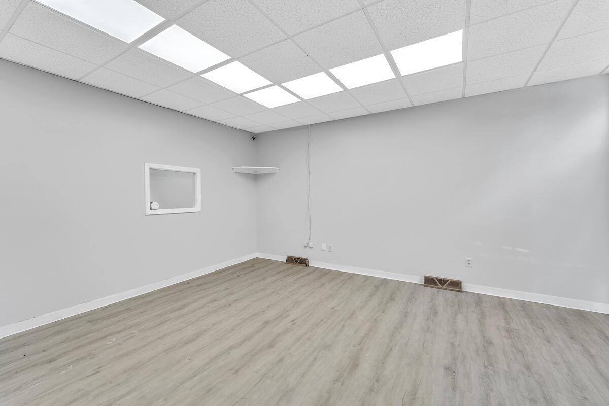 1108 W Lincoln AVENUE, Milwaukee, WI 53215