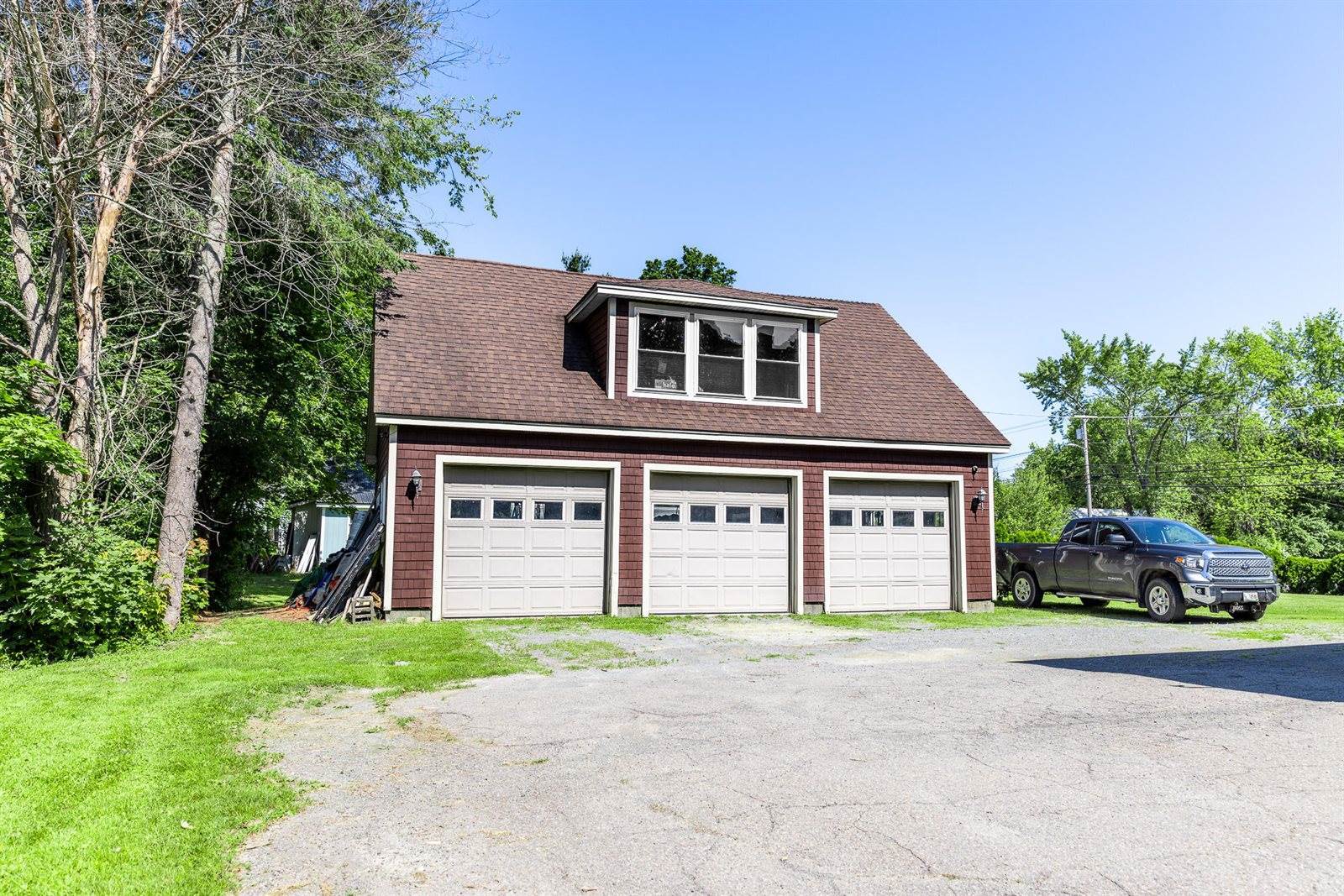 5 Dunning Boulevard, Bangor, ME 04401