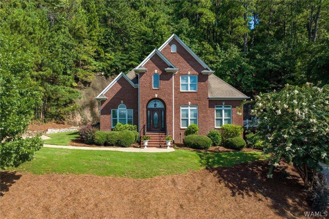 2442 Altaloma Dr, Vestavia Hills, AL 35216