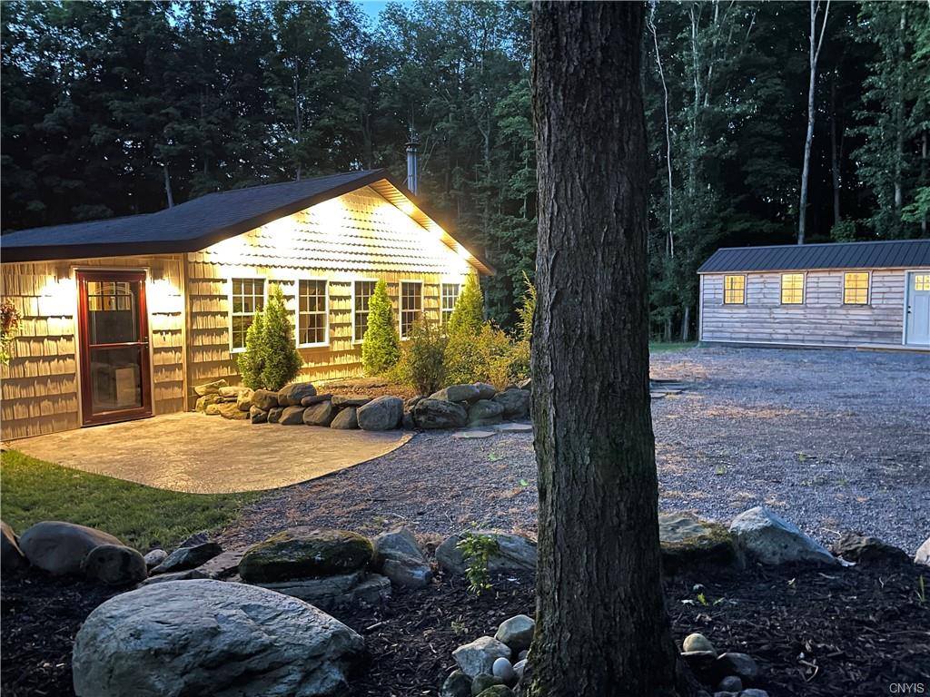 247 Kenyon Rd, Mexico, NY 13114