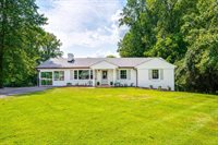 1426 Rainbow Forest Drive, Lynchburg, VA 24502