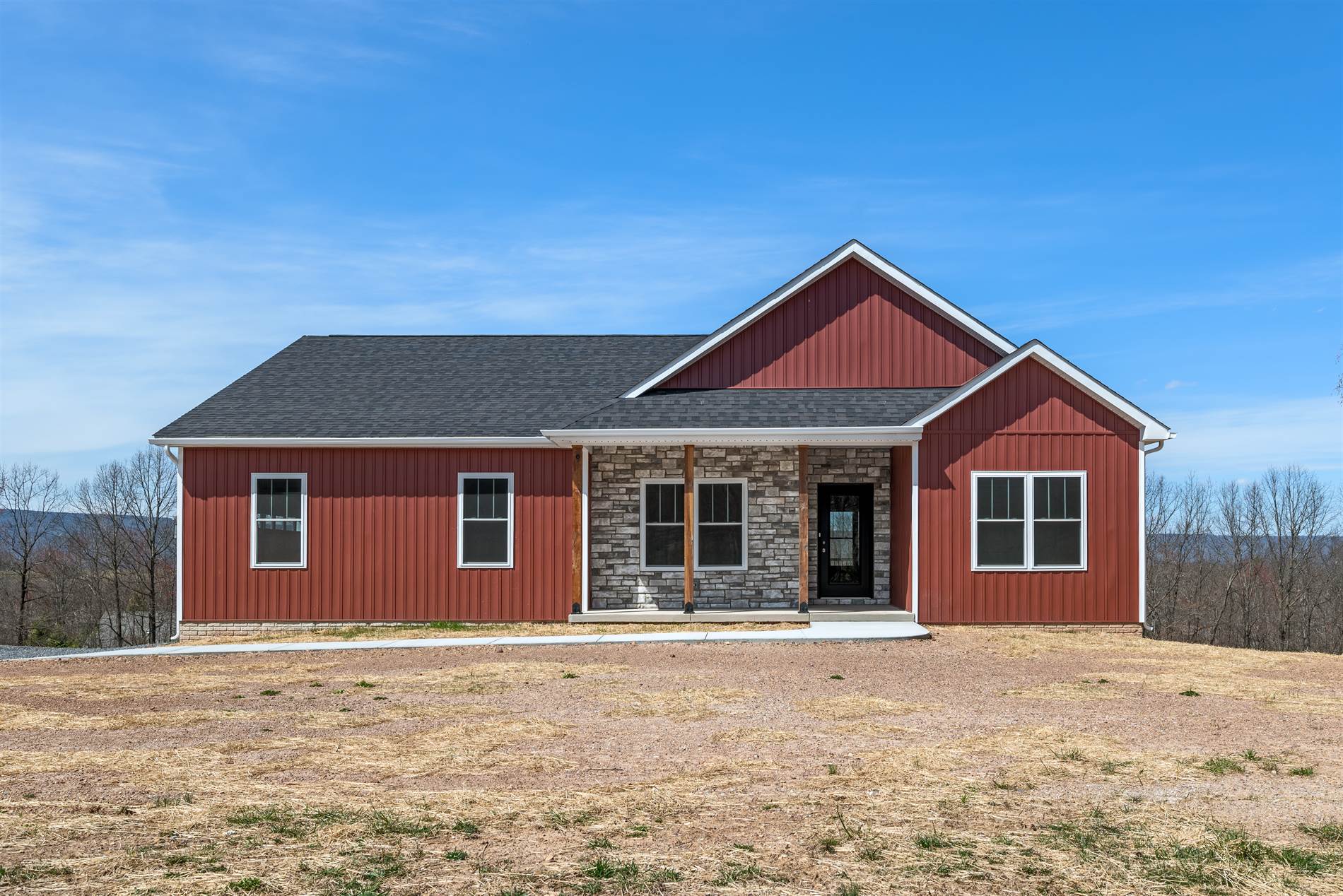 34 Canoles Lane, Berkeley Springs, WV 25411