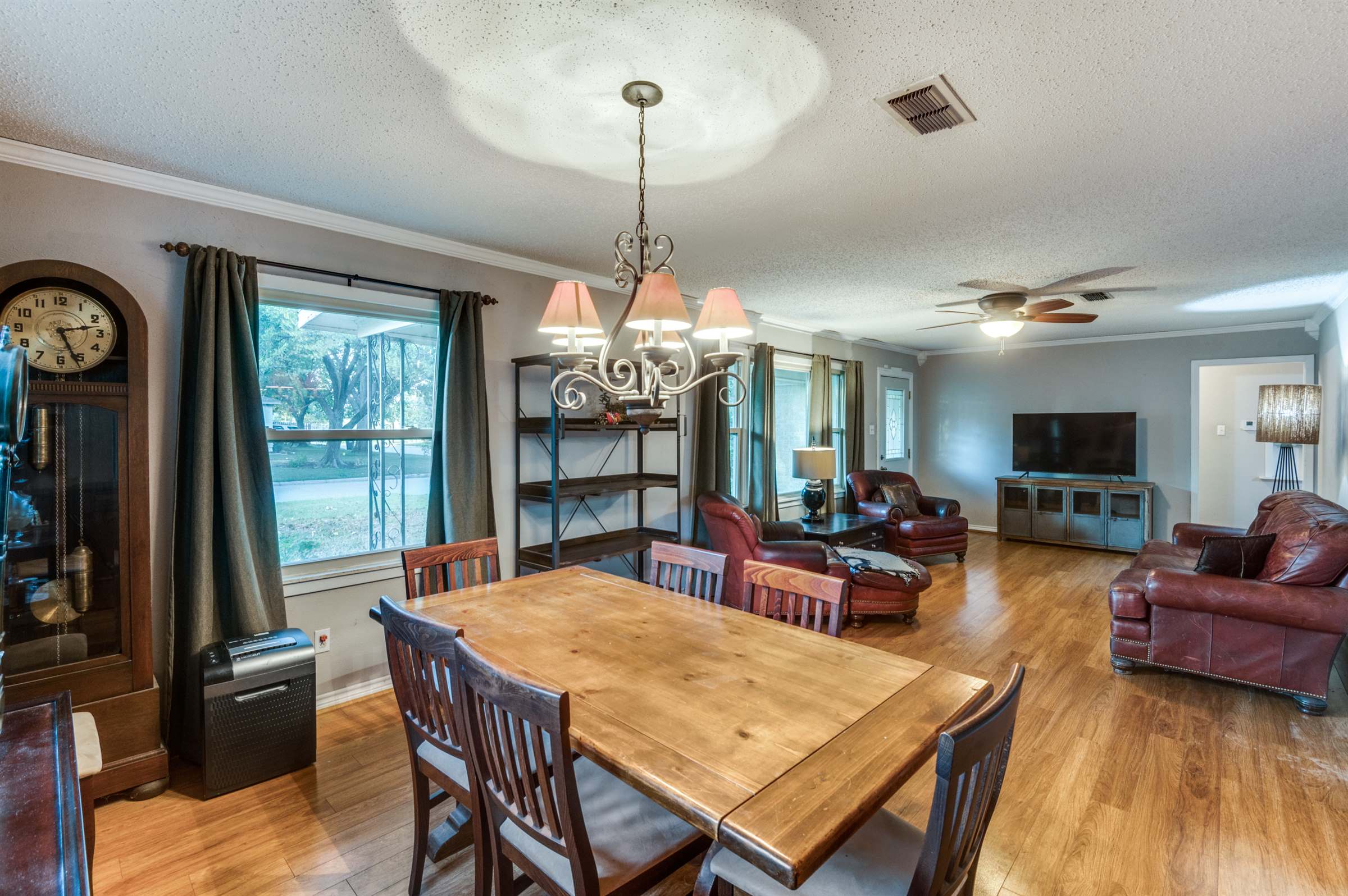 5501 Dennis Avenue, Fort Worth, TX 76114