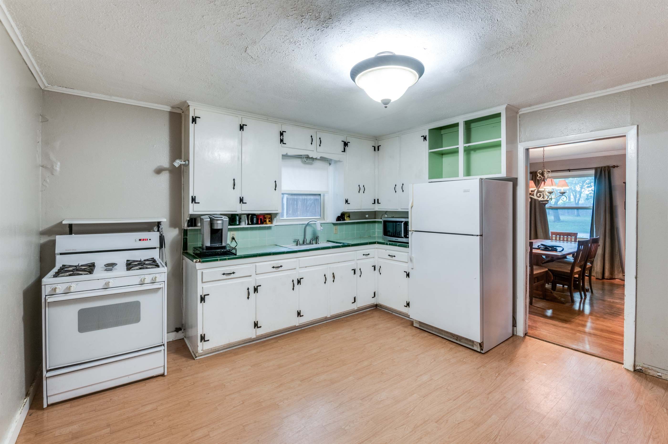 5501 Dennis Avenue, Fort Worth, TX 76114