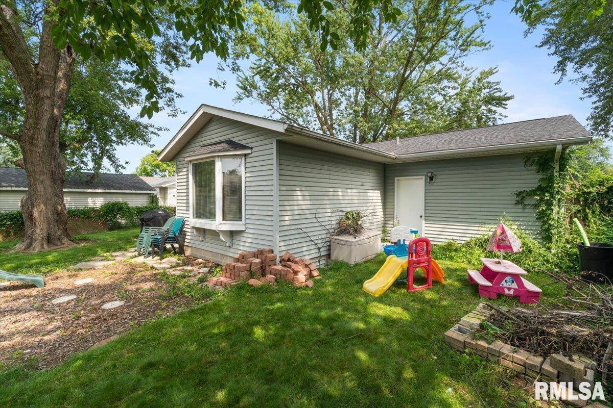 3543 West Hayes Street, Davenport, IA 52804