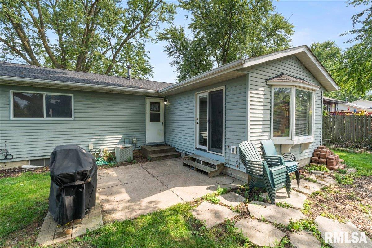 3543 West Hayes Street, Davenport, IA 52804