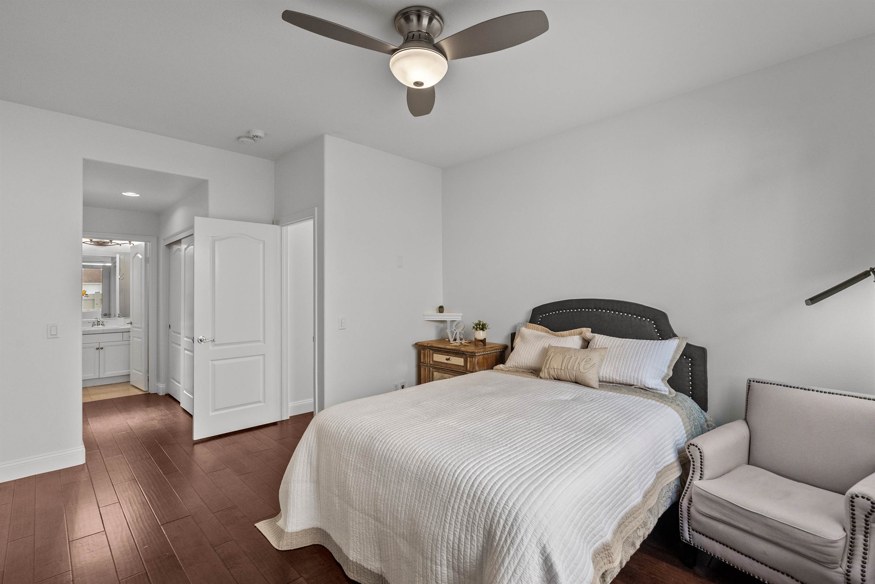 16311 Mountain Lane, Canyon Country, CA 91387