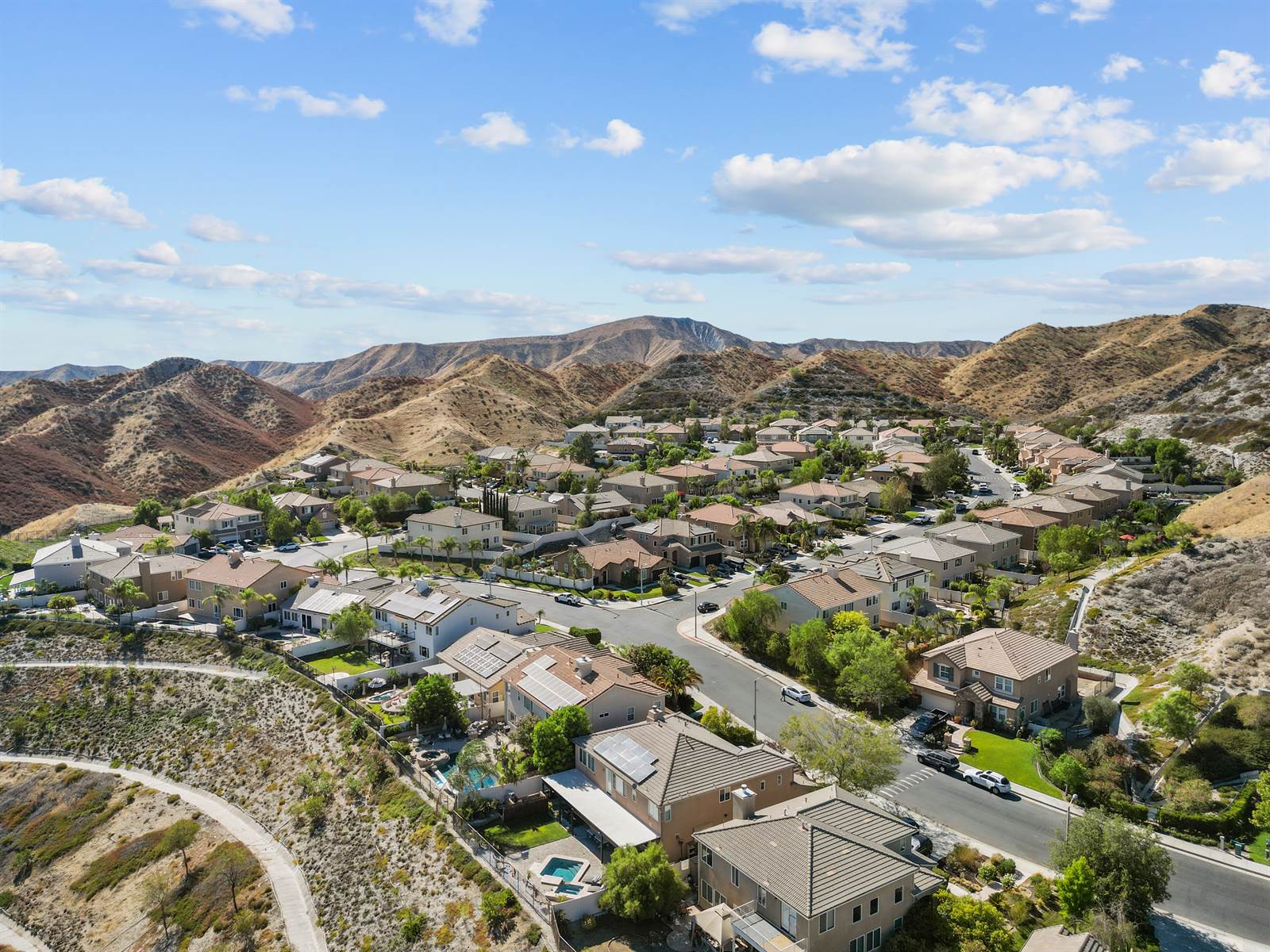 16311 Mountain Lane, Canyon Country, CA 91387