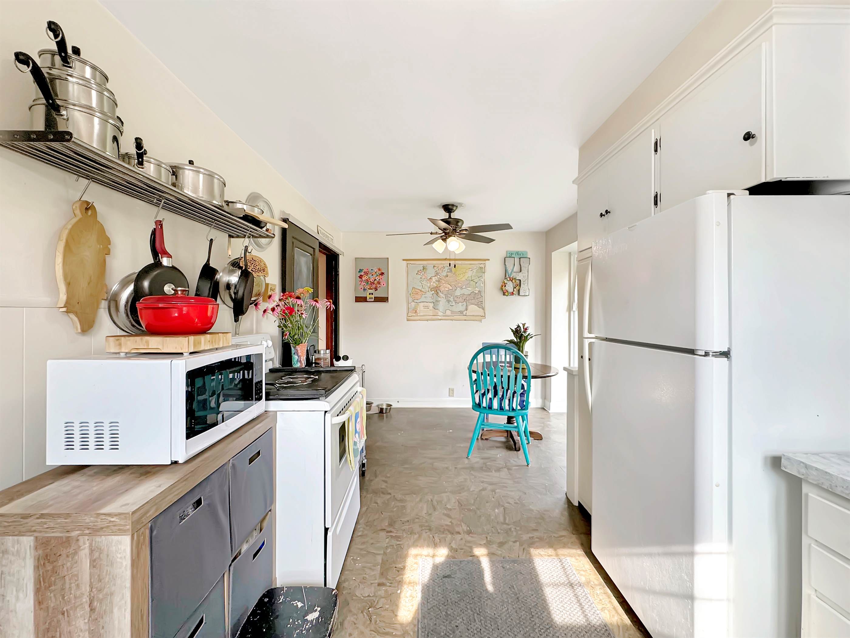 510 W Evelyn St, Freeport, IL 61032