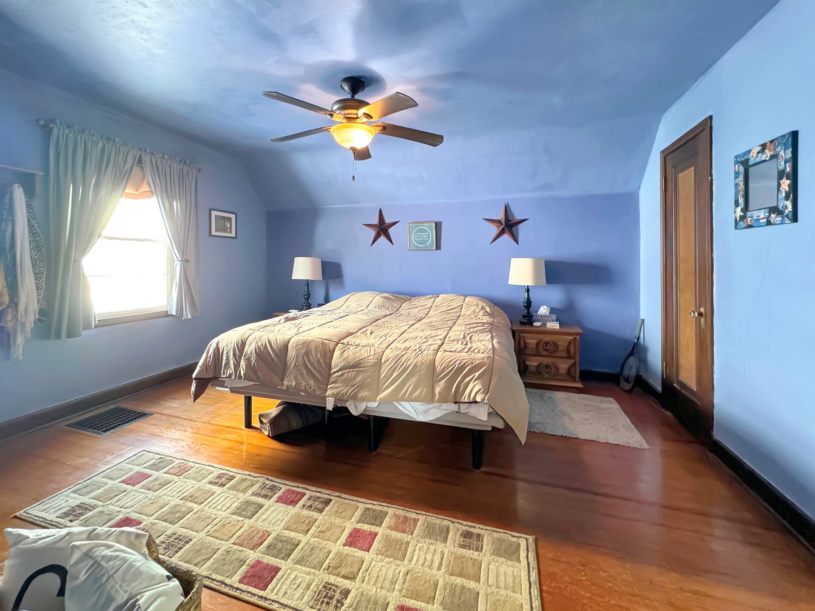 510 W Evelyn St, Freeport, IL 61032